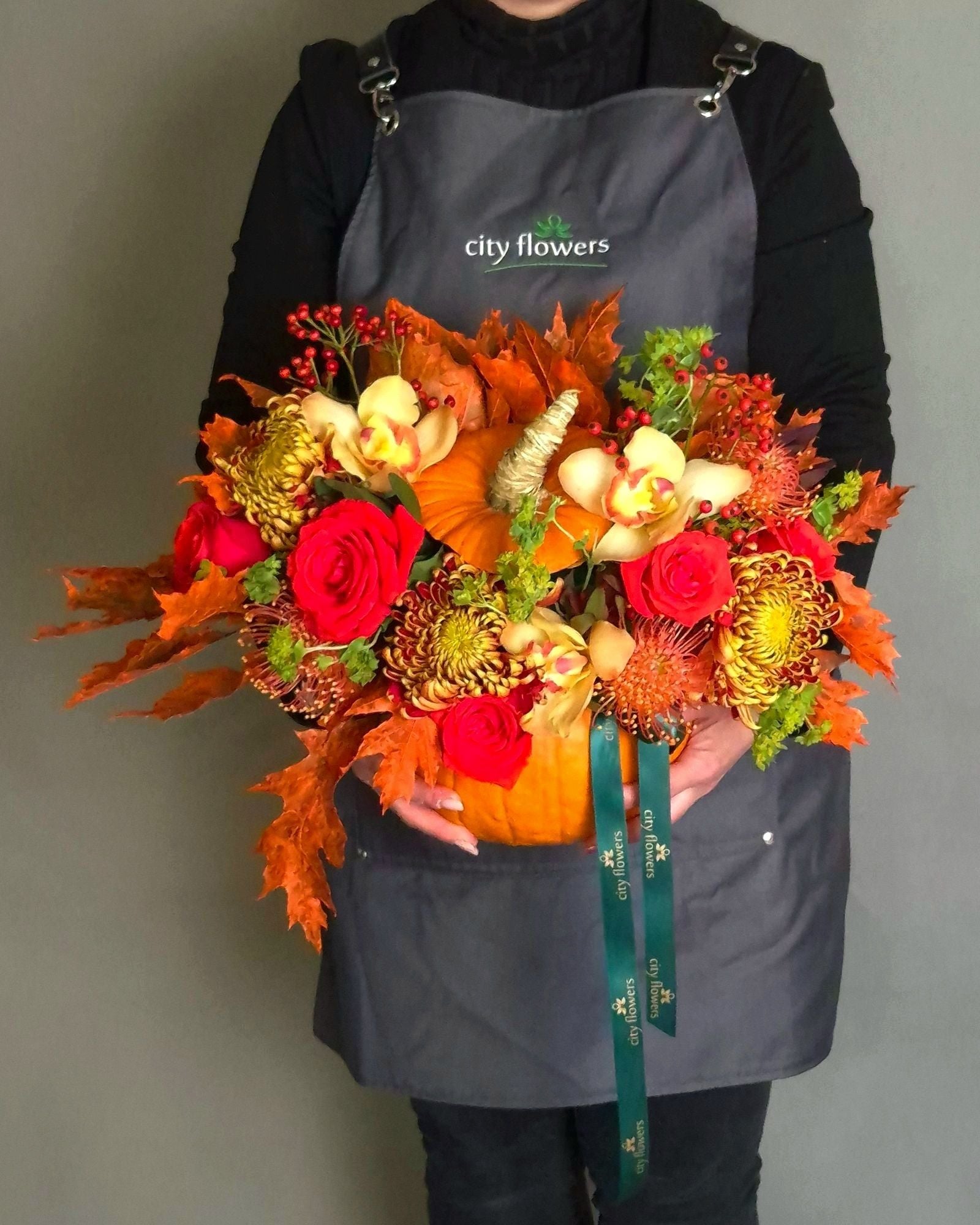 Aranjament Floral de Toamna in Dovleac