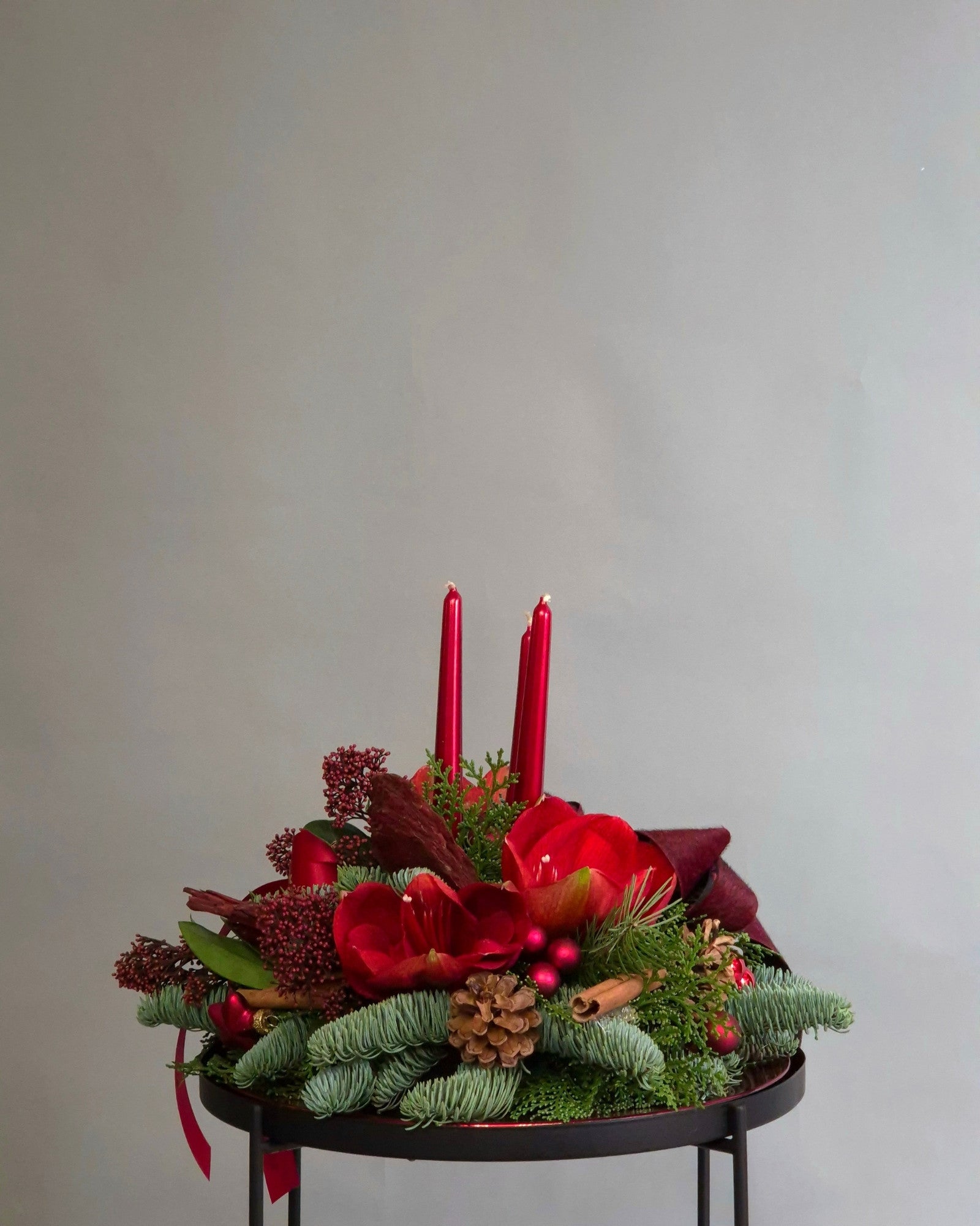 Aranjament Floral Masa "Holiday Glow"