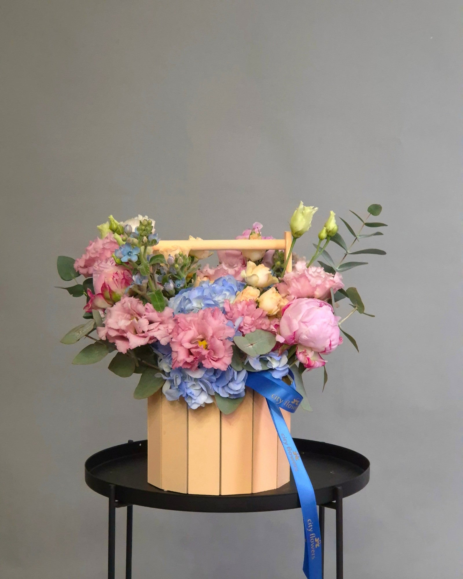 Aranjament Floral "Pastel Fountain"