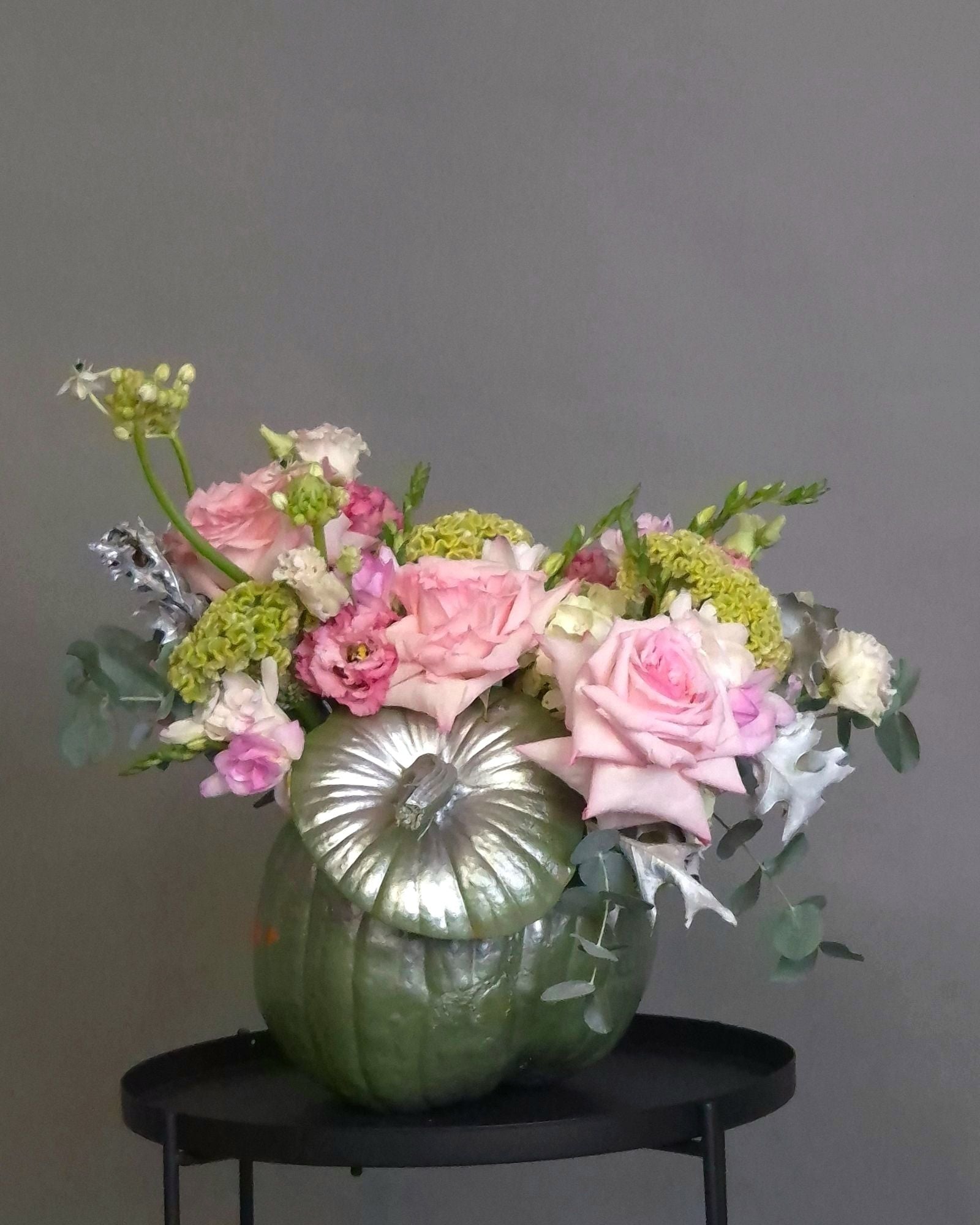 Aranjament Floral in Dovleac "Pastel Dream"