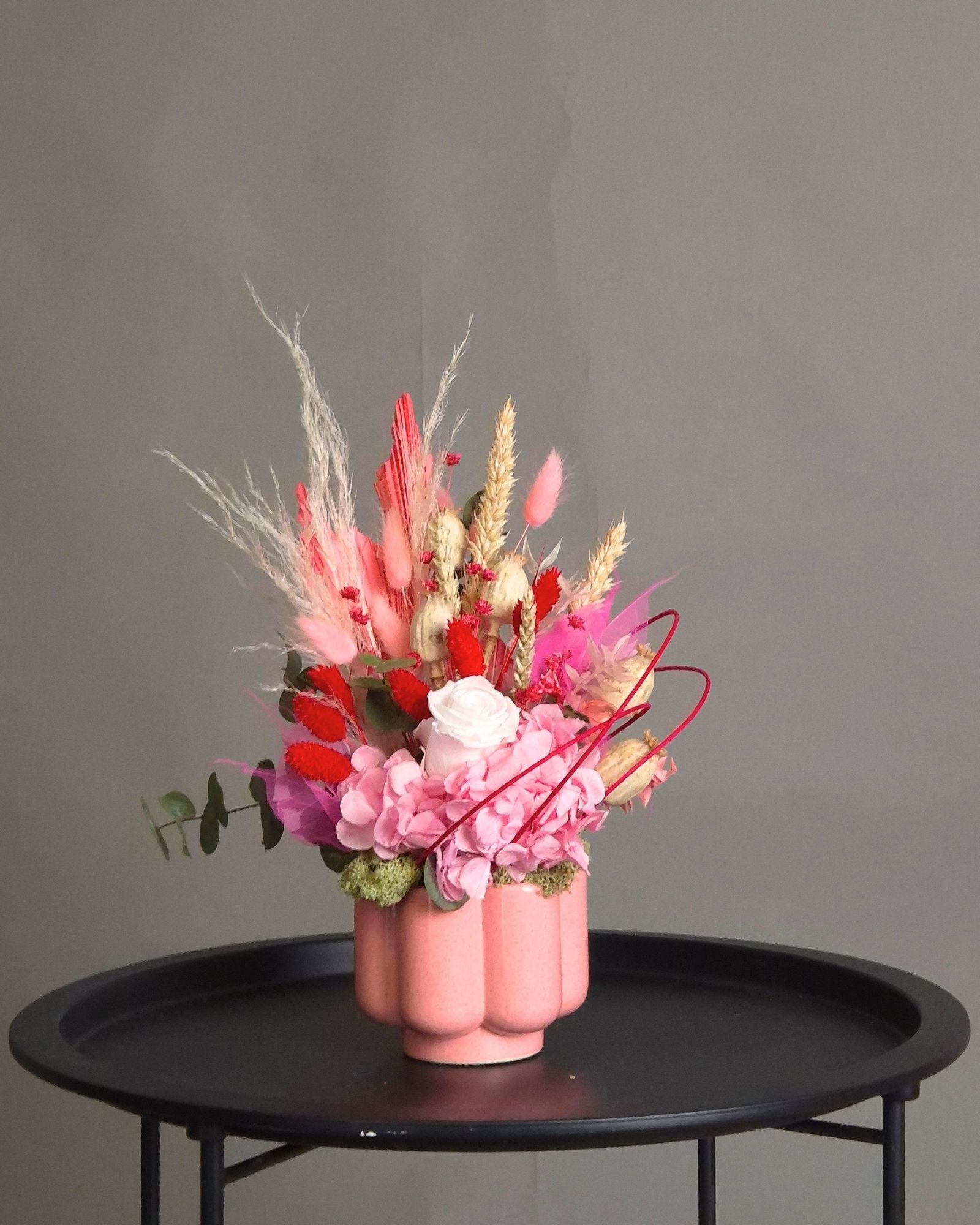 Aranjament "Pink Whisper" – Trandafir Criogenat si Hortensie Roz