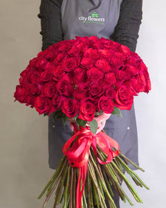 "Grand Love" Bouquet – 101 Red Roses