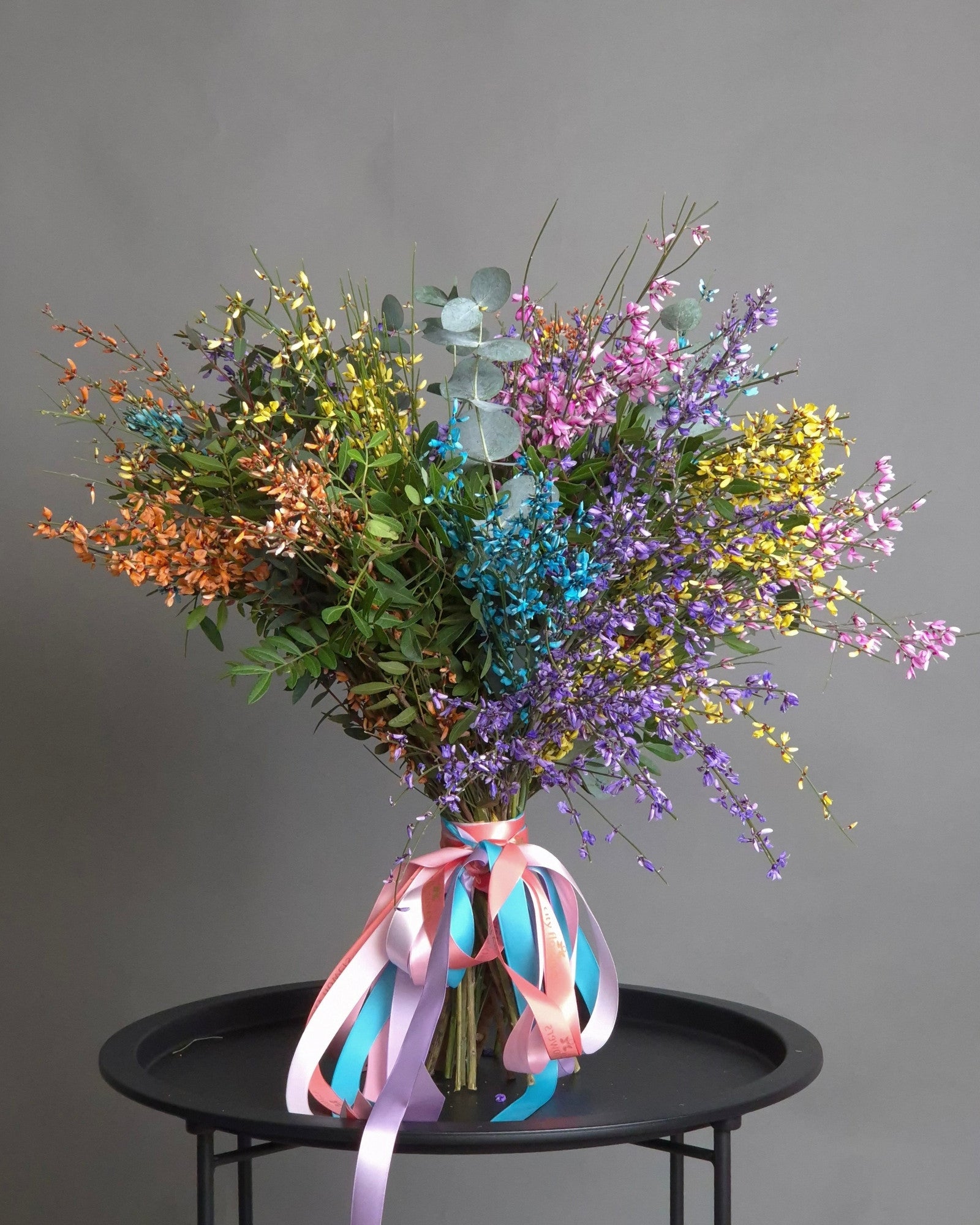 Buchet "Wild Rainbow" – 17 Fire Genista