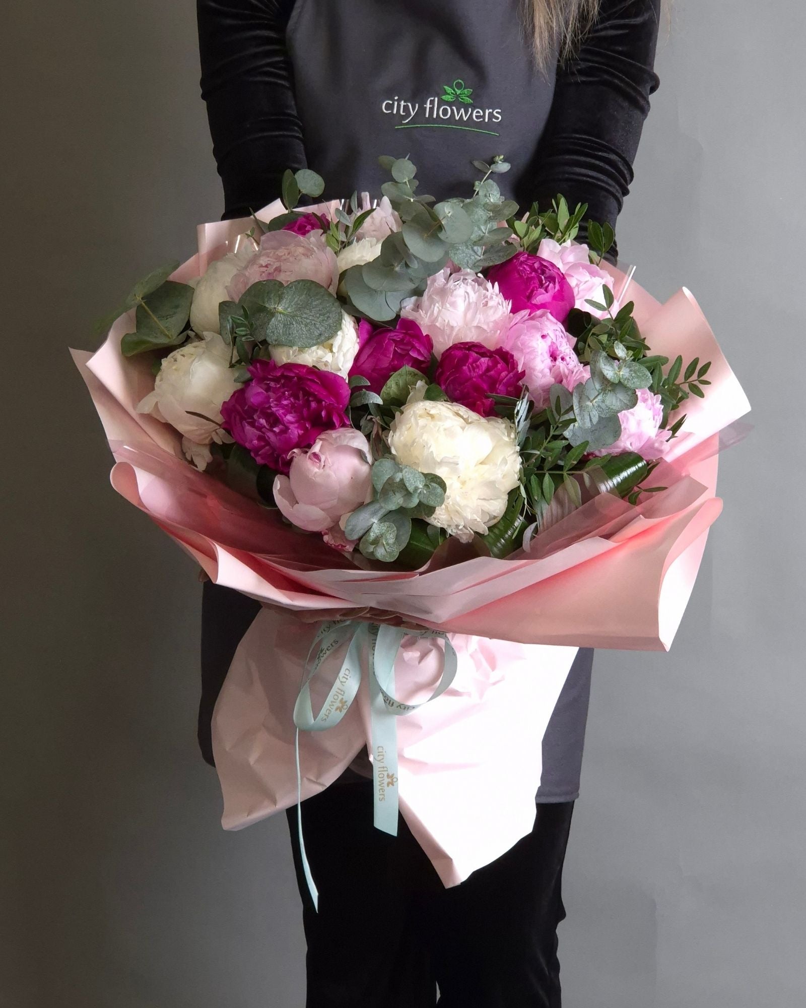 Buchet de Flori 19 Bujori Multicolori