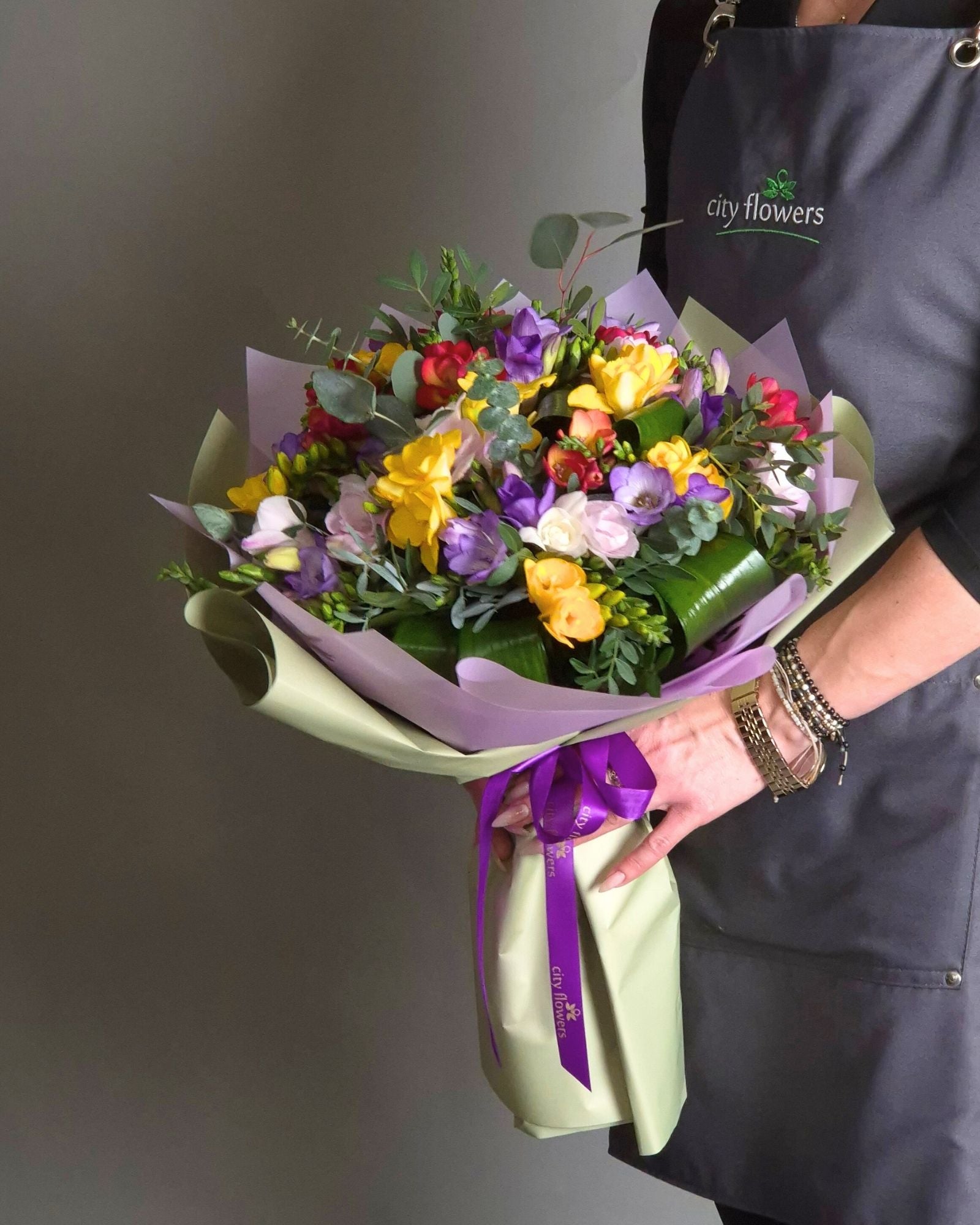 Buchet de Flori 39 Frezii Multicolore Parfumate