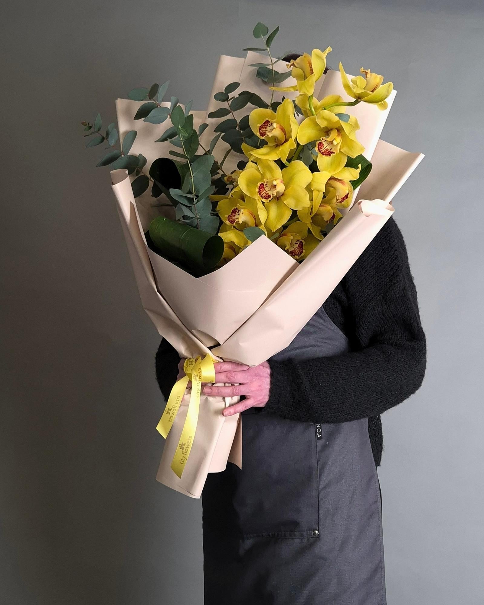 Buchet de Flori "Imperial Gold"