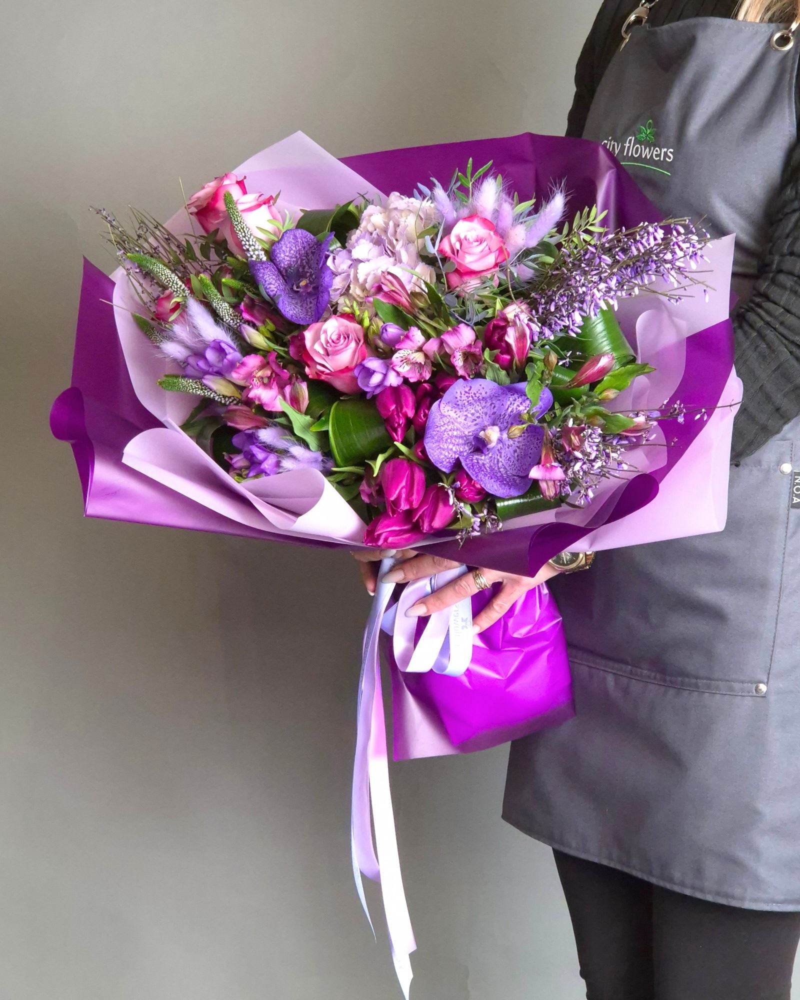 Buchet de Flori "Violet Vibrant"