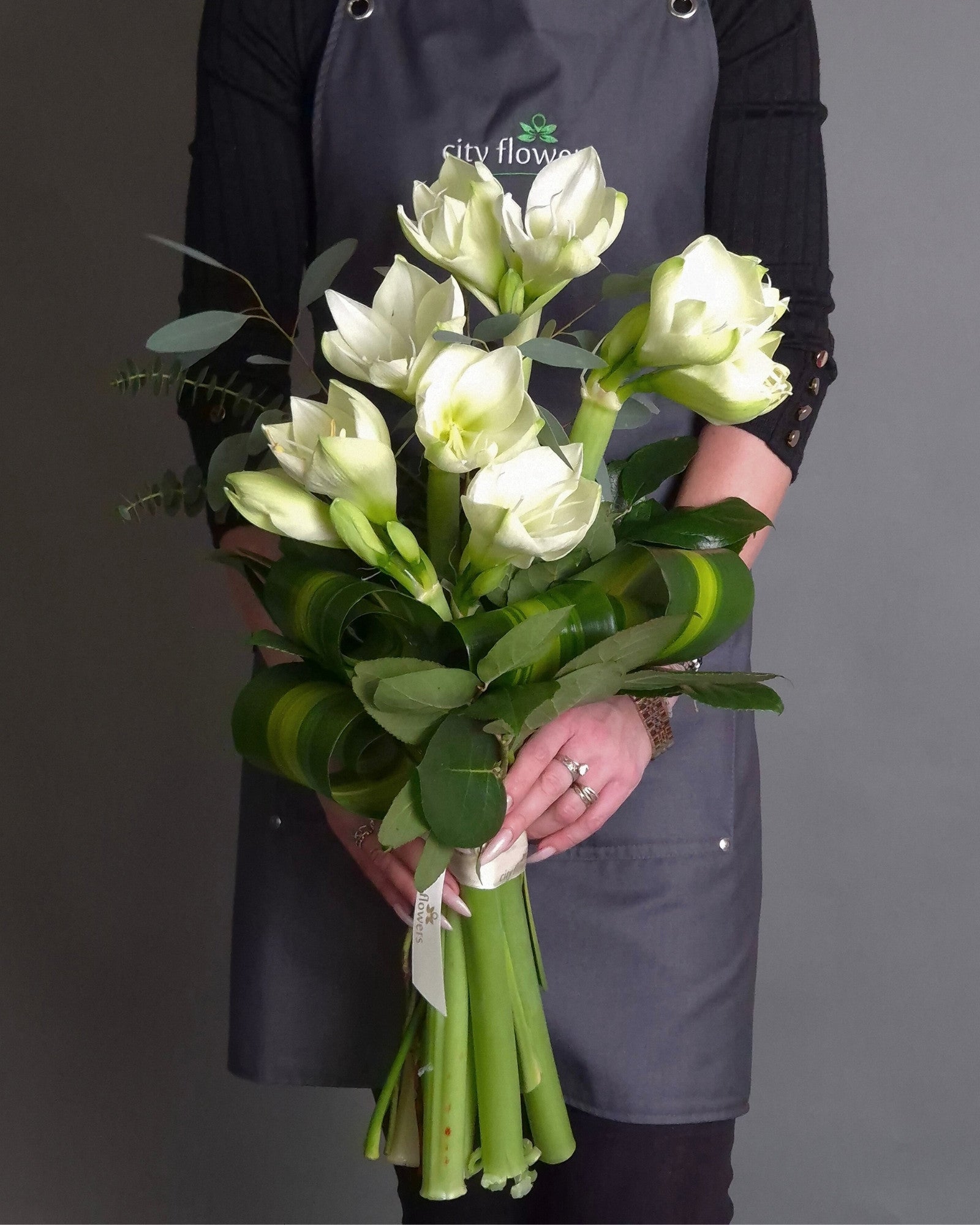 Buchet de Flori "White Majesty" – Amaryllis Alb