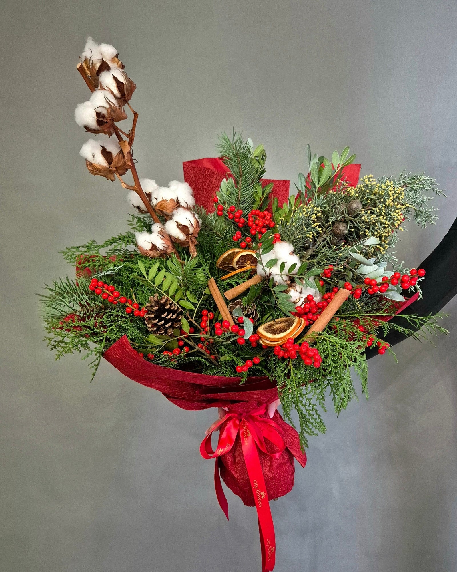 Buchet de Iarna "Rustic Warmth"