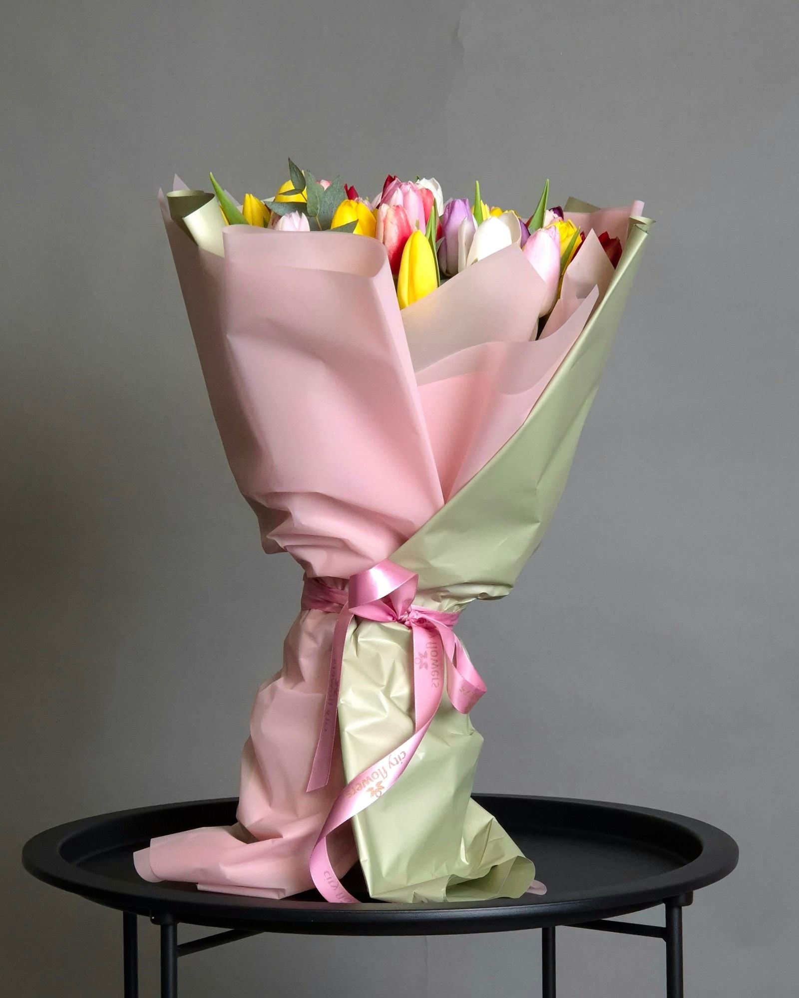 Buchet de flori 49 lalele multicolore