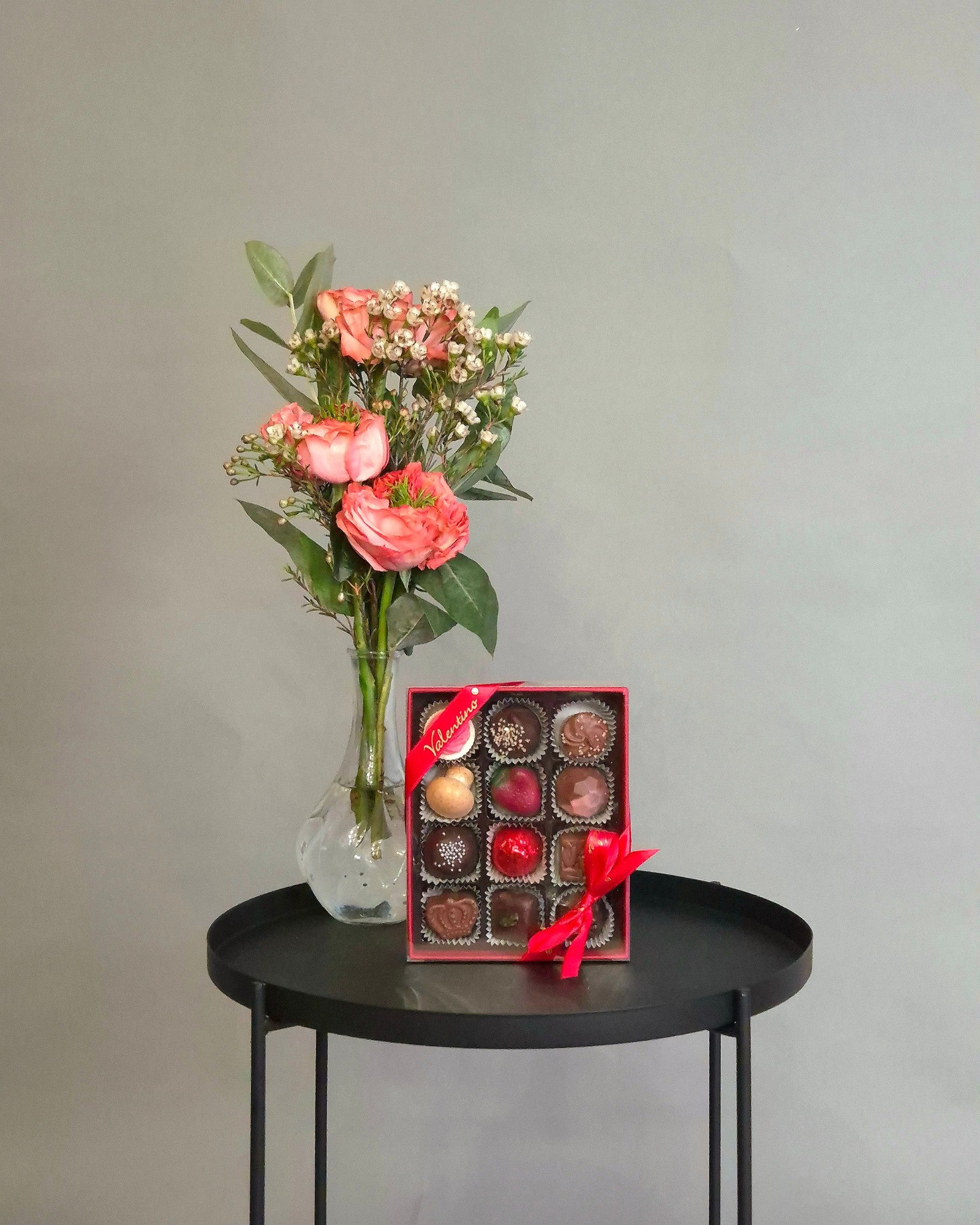 Cadou Cutie cu 12 Praline Belgiene Valentino