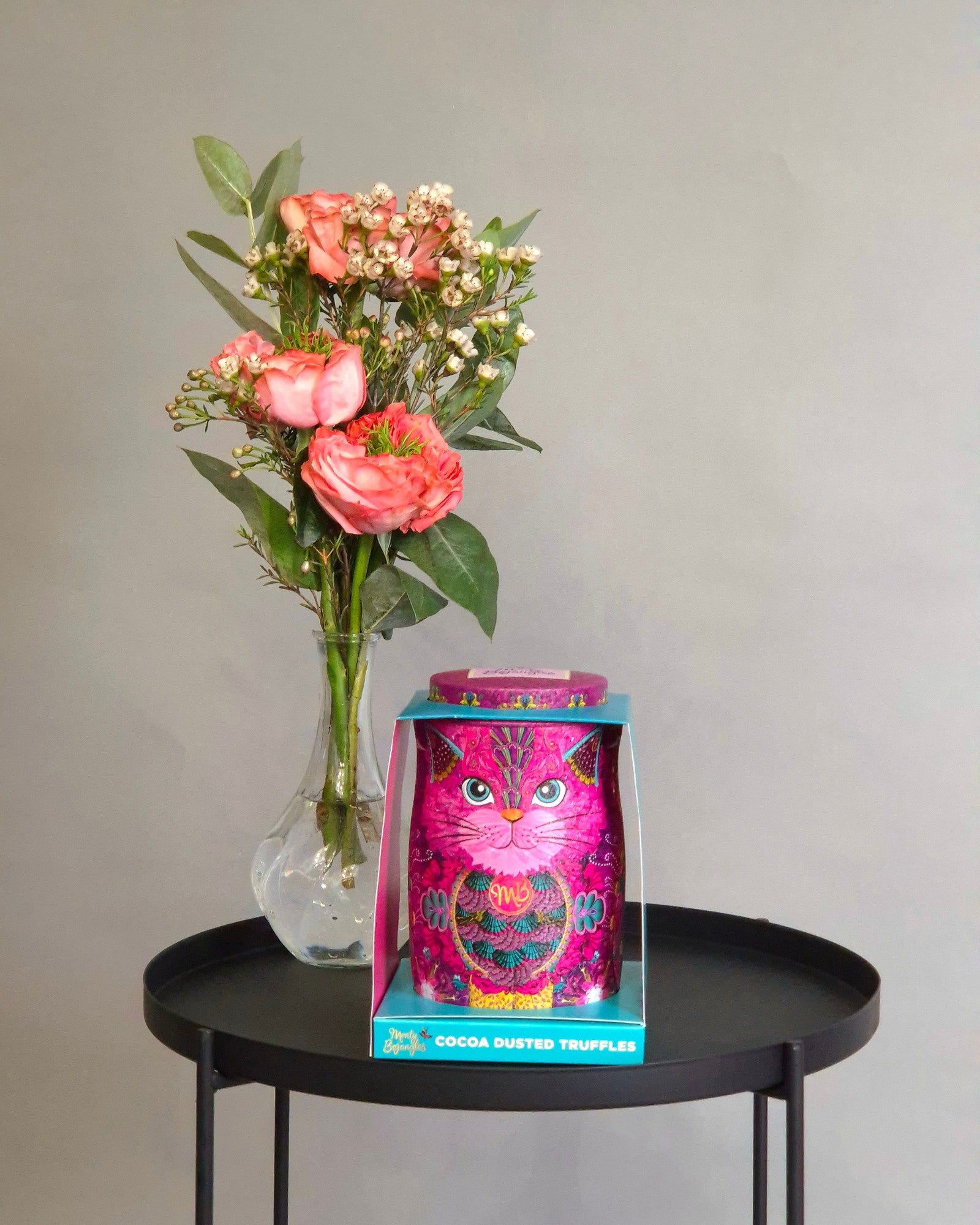 Cadou Cutie Metalica cu Trufe "Persian Pink" – Monty Bojangles