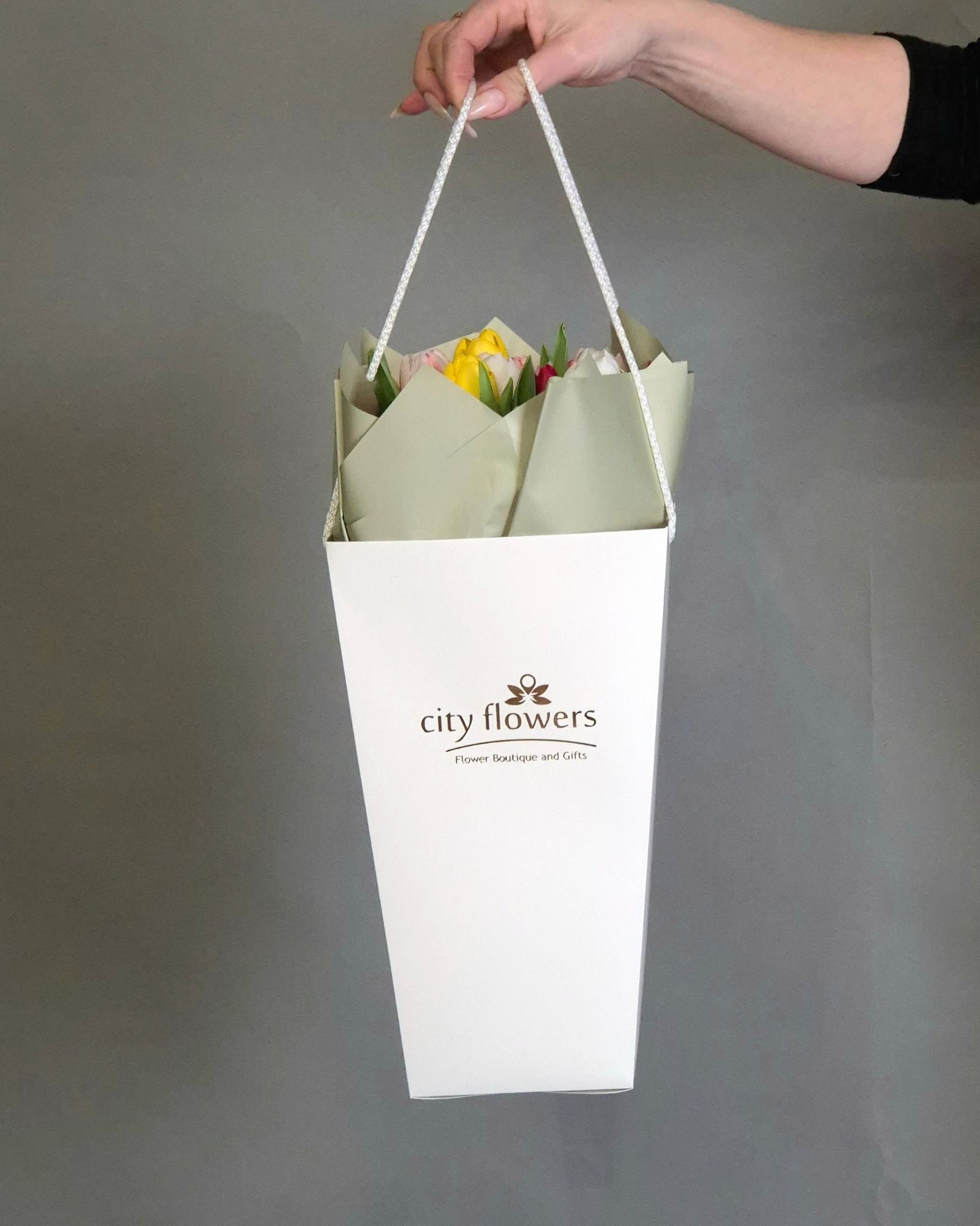 City Flowers Bag 25 lalele multicolore