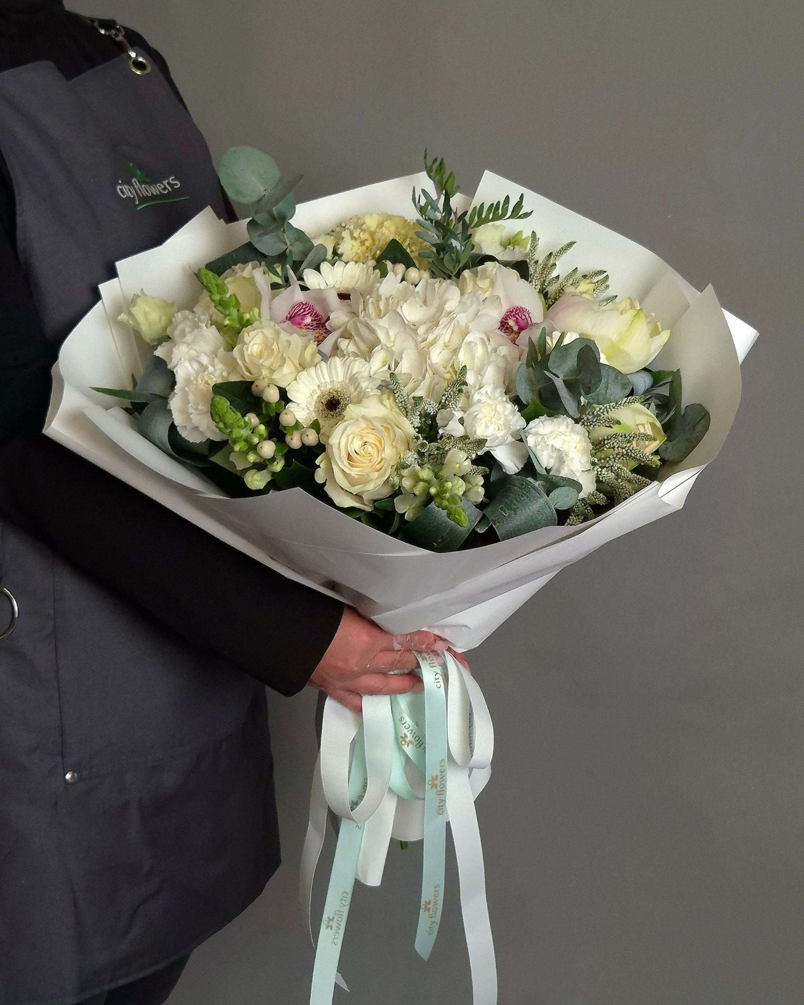 Buchet de Flori "All White"