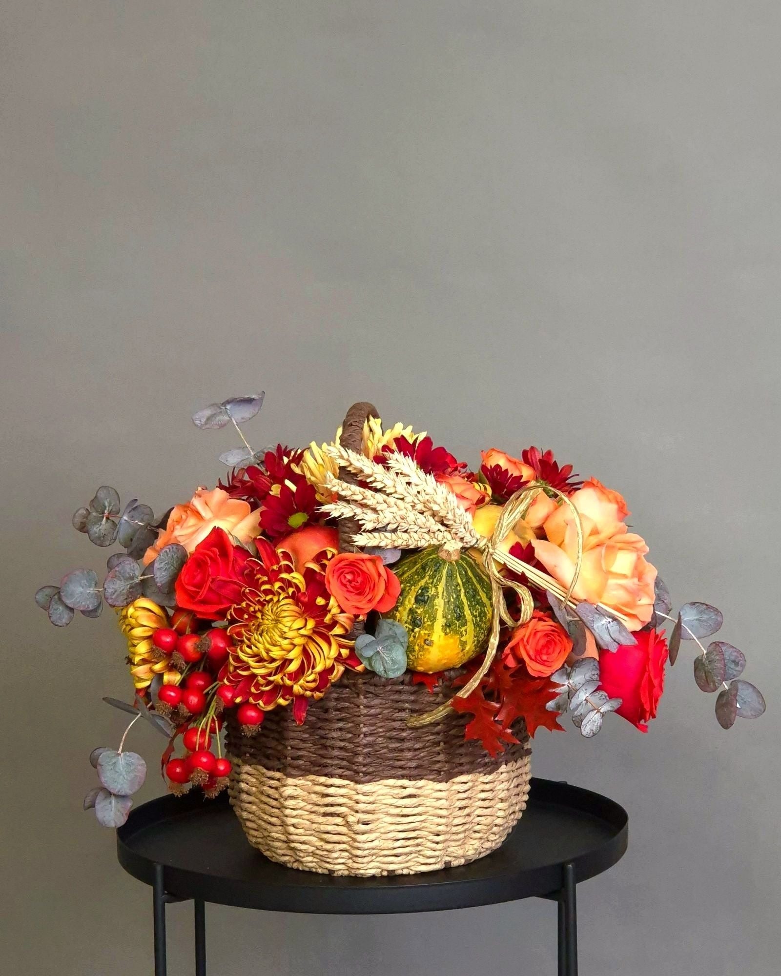Aranjament Floral "Cosulet cu flori de toamna"