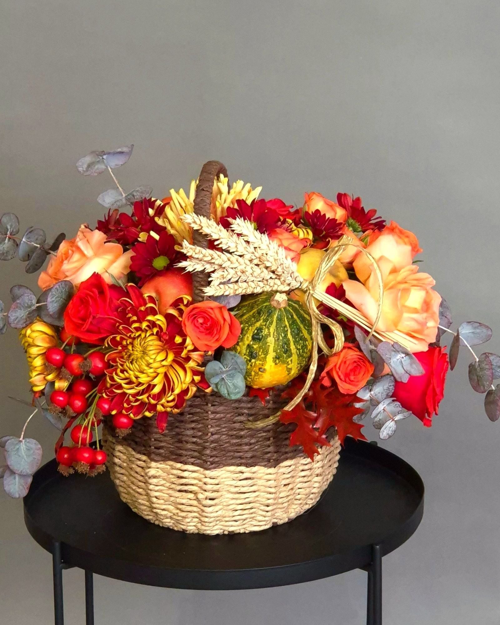 Aranjament Floral "Cosulet cu flori de toamna"