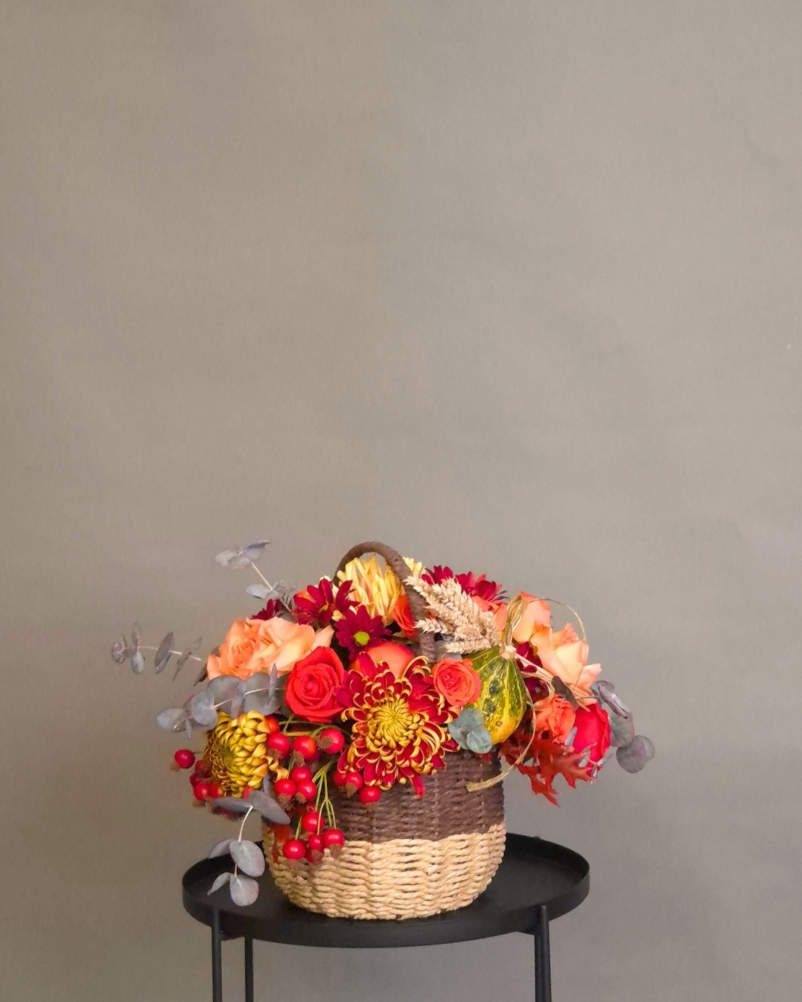 Aranjament Floral "Cosulet cu flori de toamna"