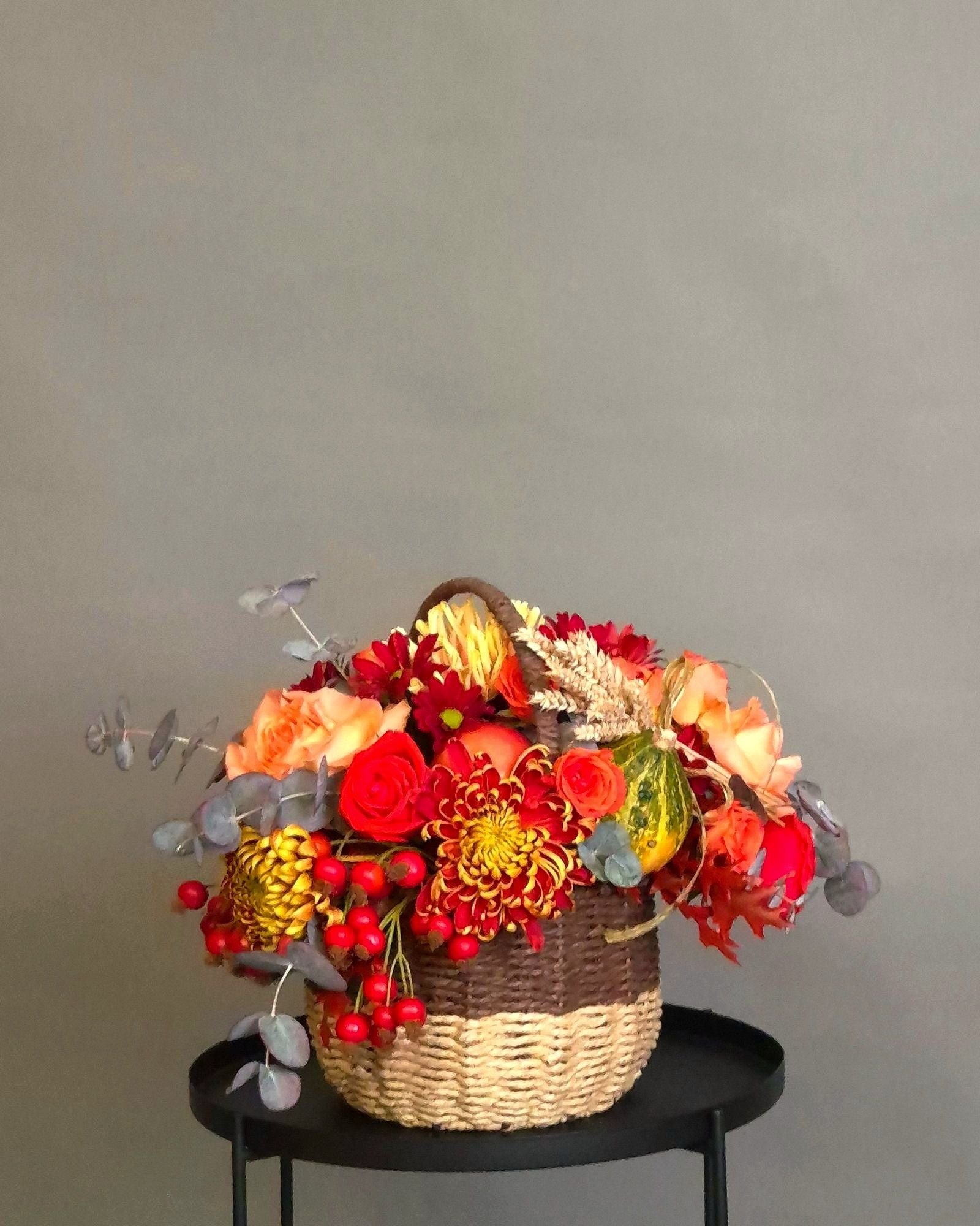 Aranjament Floral "Cosulet cu flori de toamna"