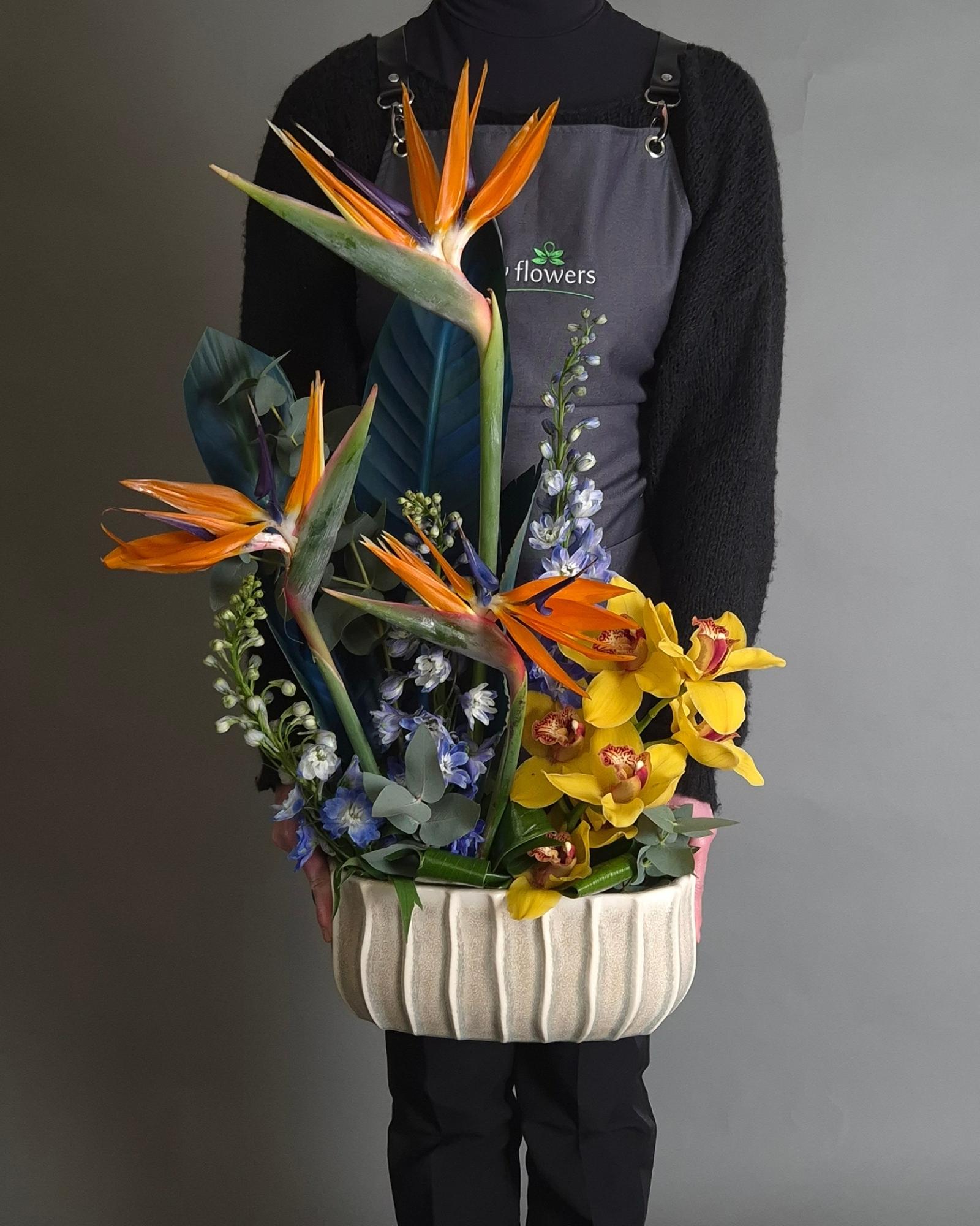 Aranjament Floral Corporate "Exotic Vision"