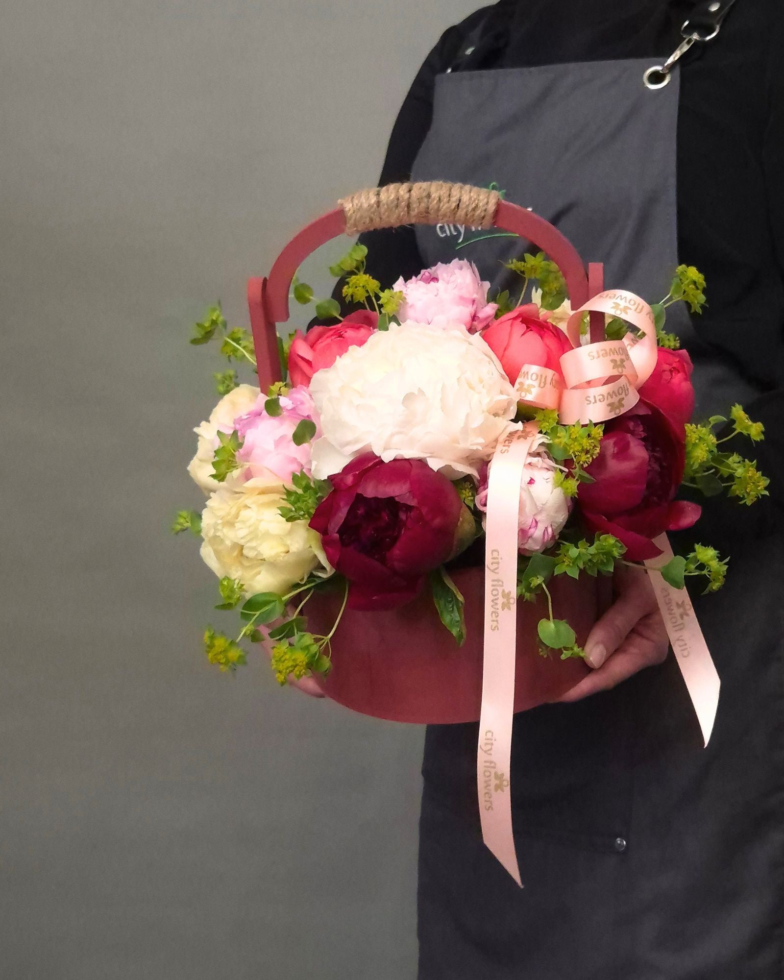 Aranjament Floral cosulet "Peony Festival"