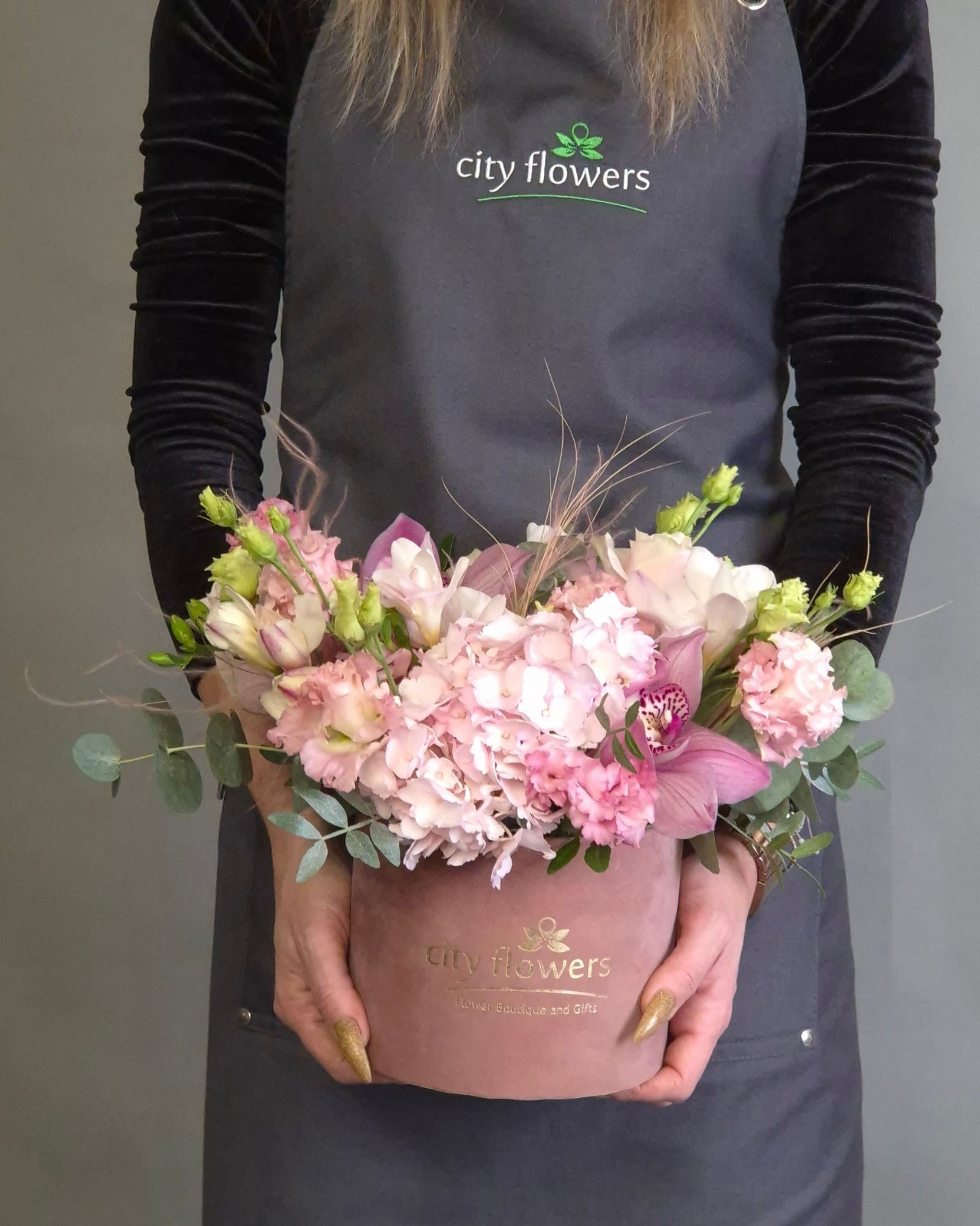 Aranjament Floral in Cutie "Pastel Dreams"