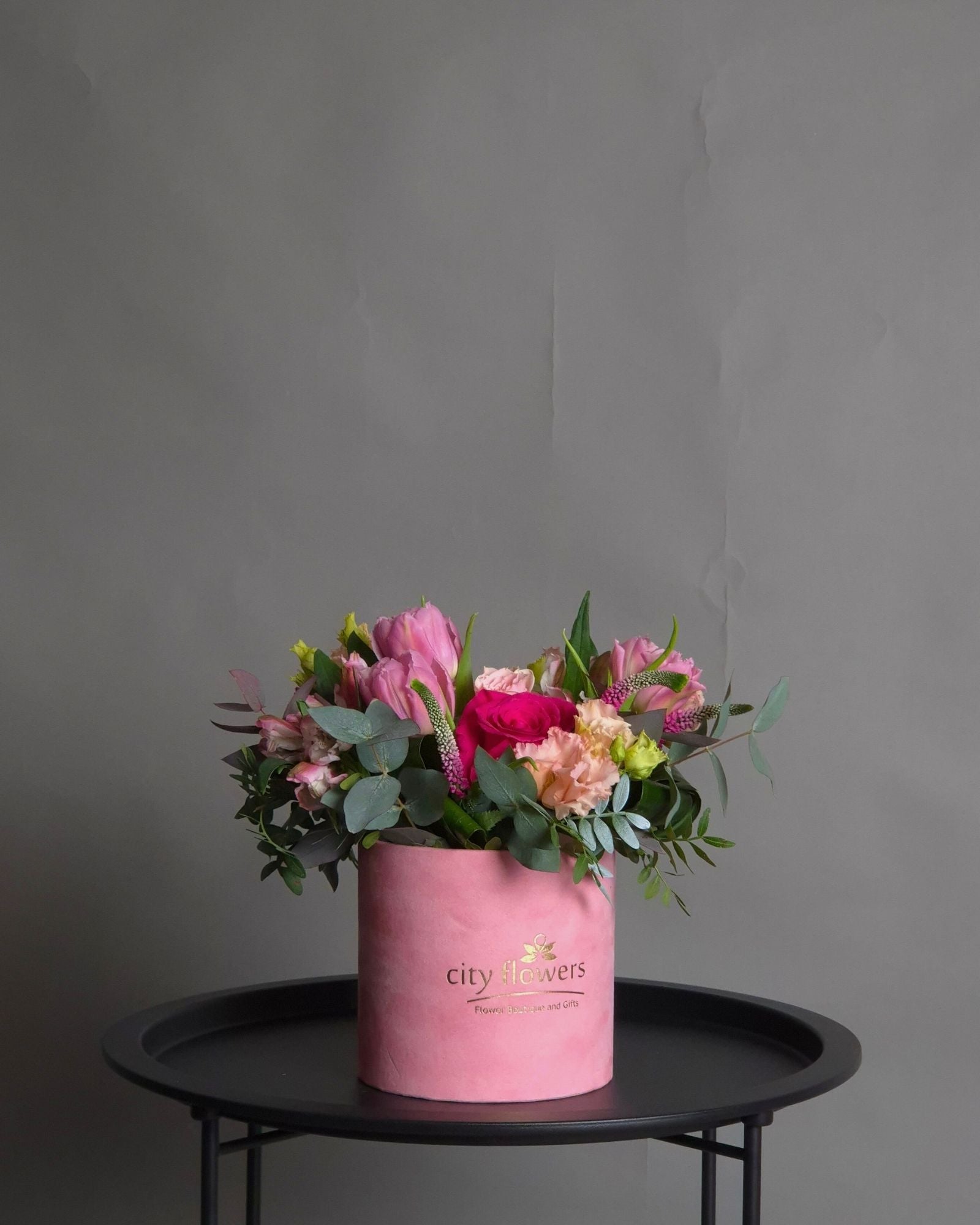 Aranjament Floral in Cutie "Pink Whisper"