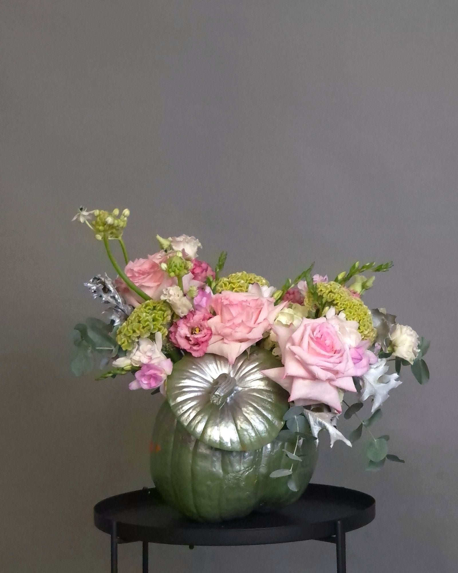 Aranjament Floral in Dovleac "Pastel Dream"