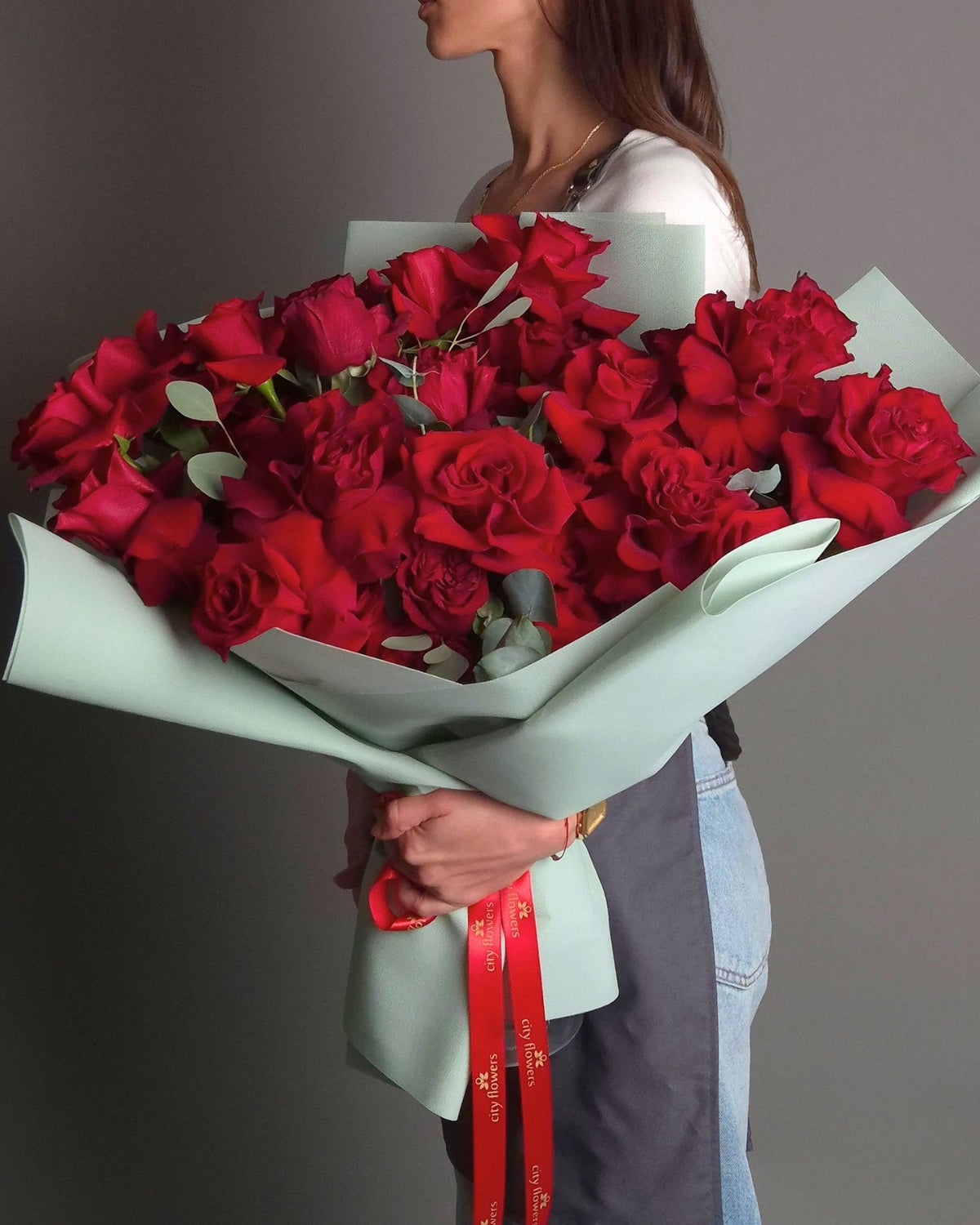 Buchet 55 Trandafiri Rosii
