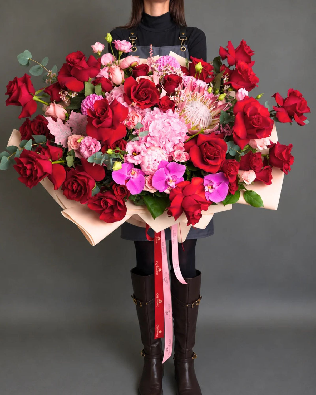 "Royal Passion" Imperial Bouquet – Red Roses, Protea and Pink Flowers