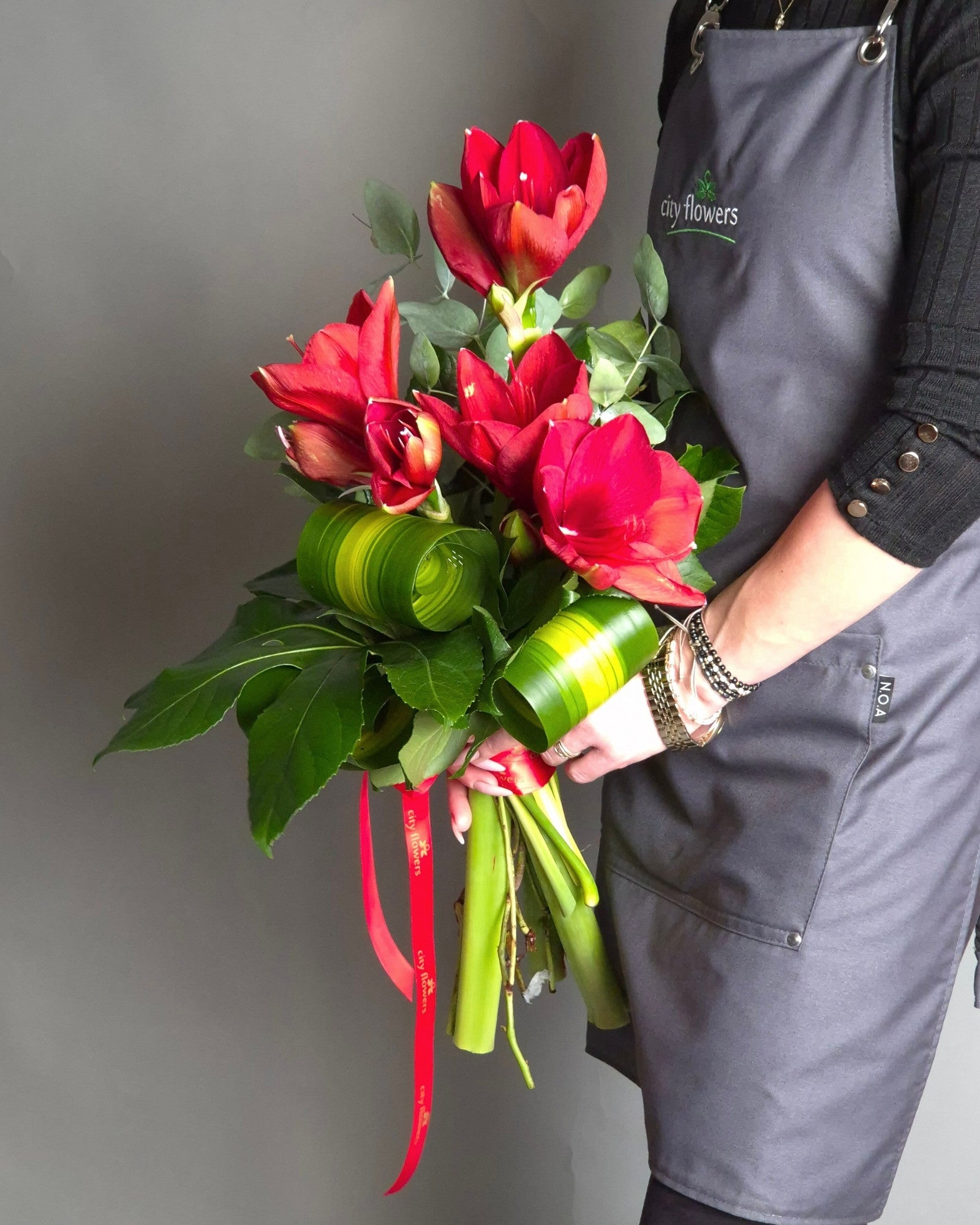 Buchet "Red Delight" – Amaryllis Rosu