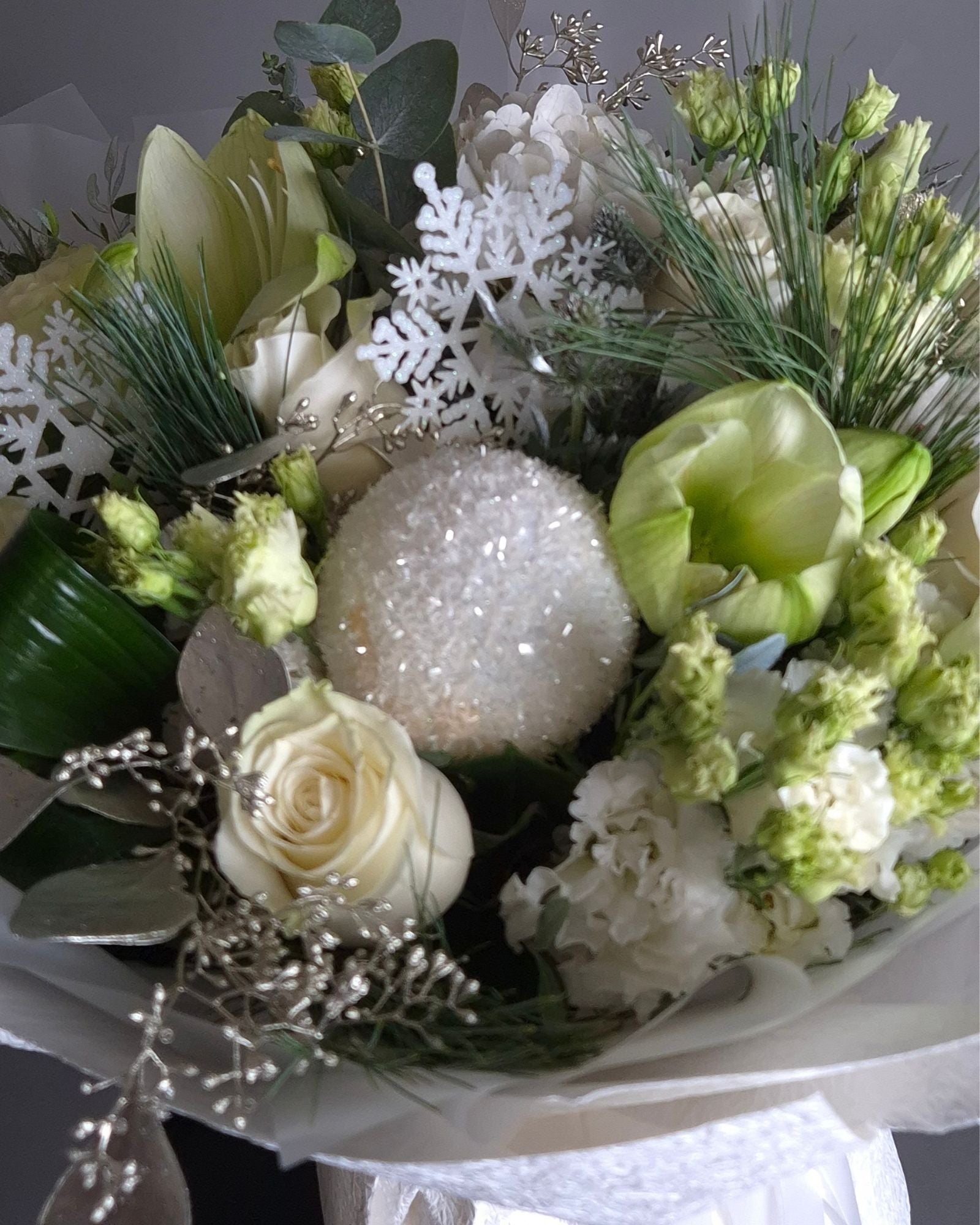 Buchet de Flori Alb pentru Craciun