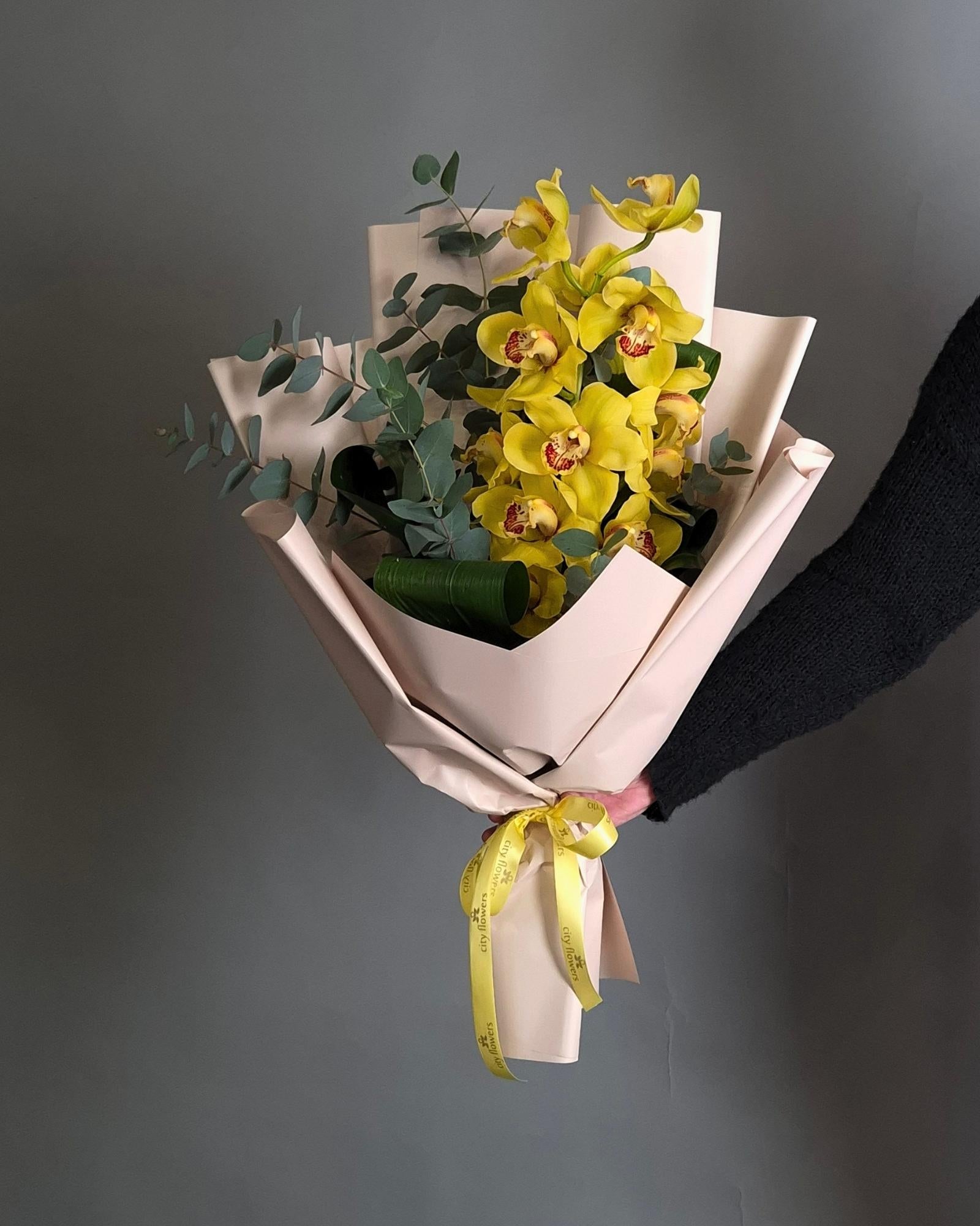 Buchet de Flori "Imperial Gold"