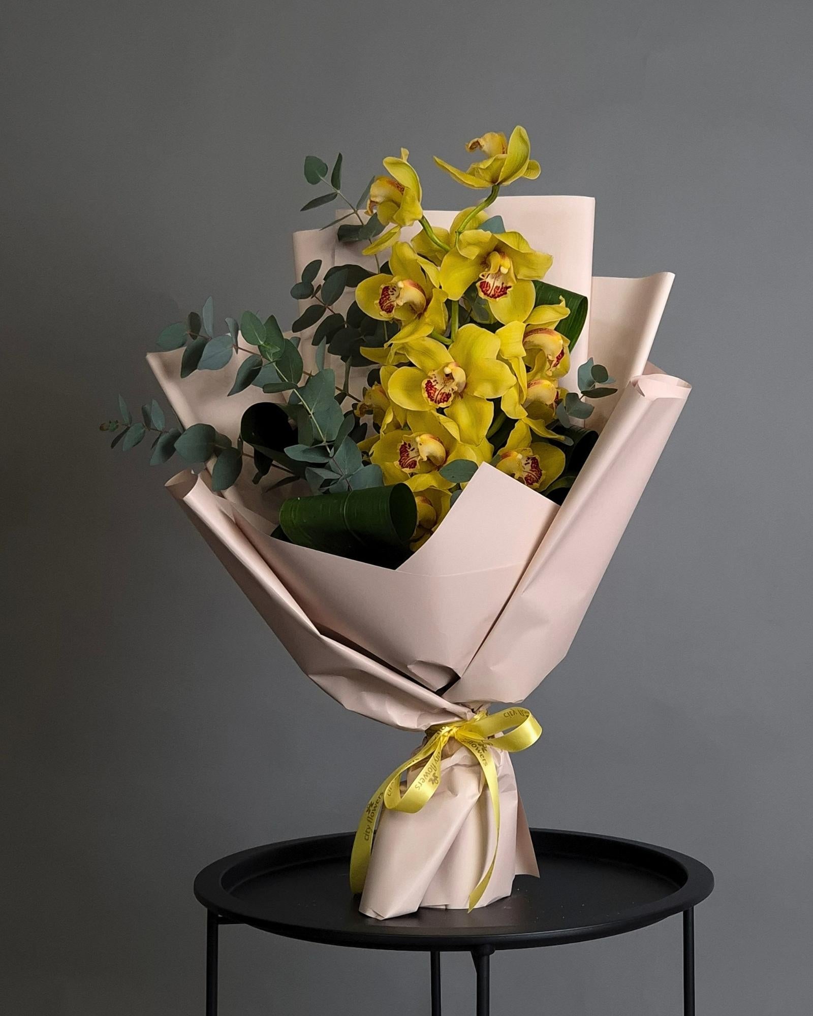 Buchet de Flori "Imperial Gold"