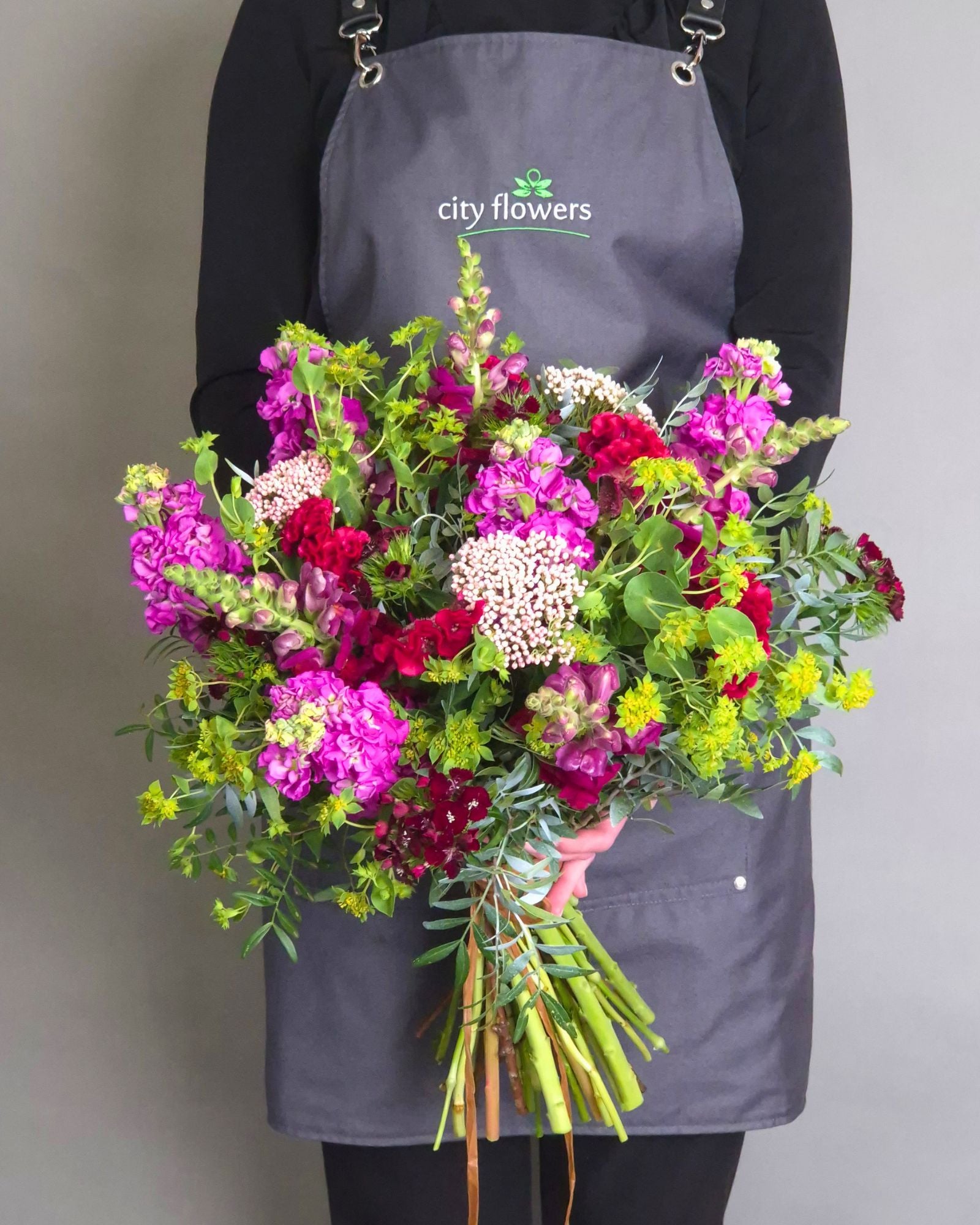 Buchet de Flori "Magenta Origins"