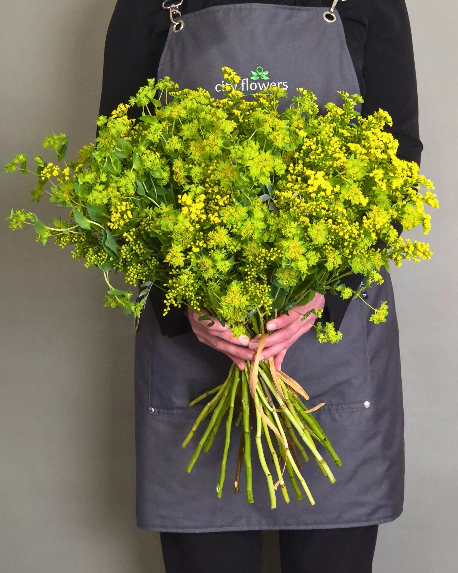 Buchet de Flori "Magia de Sanziene"