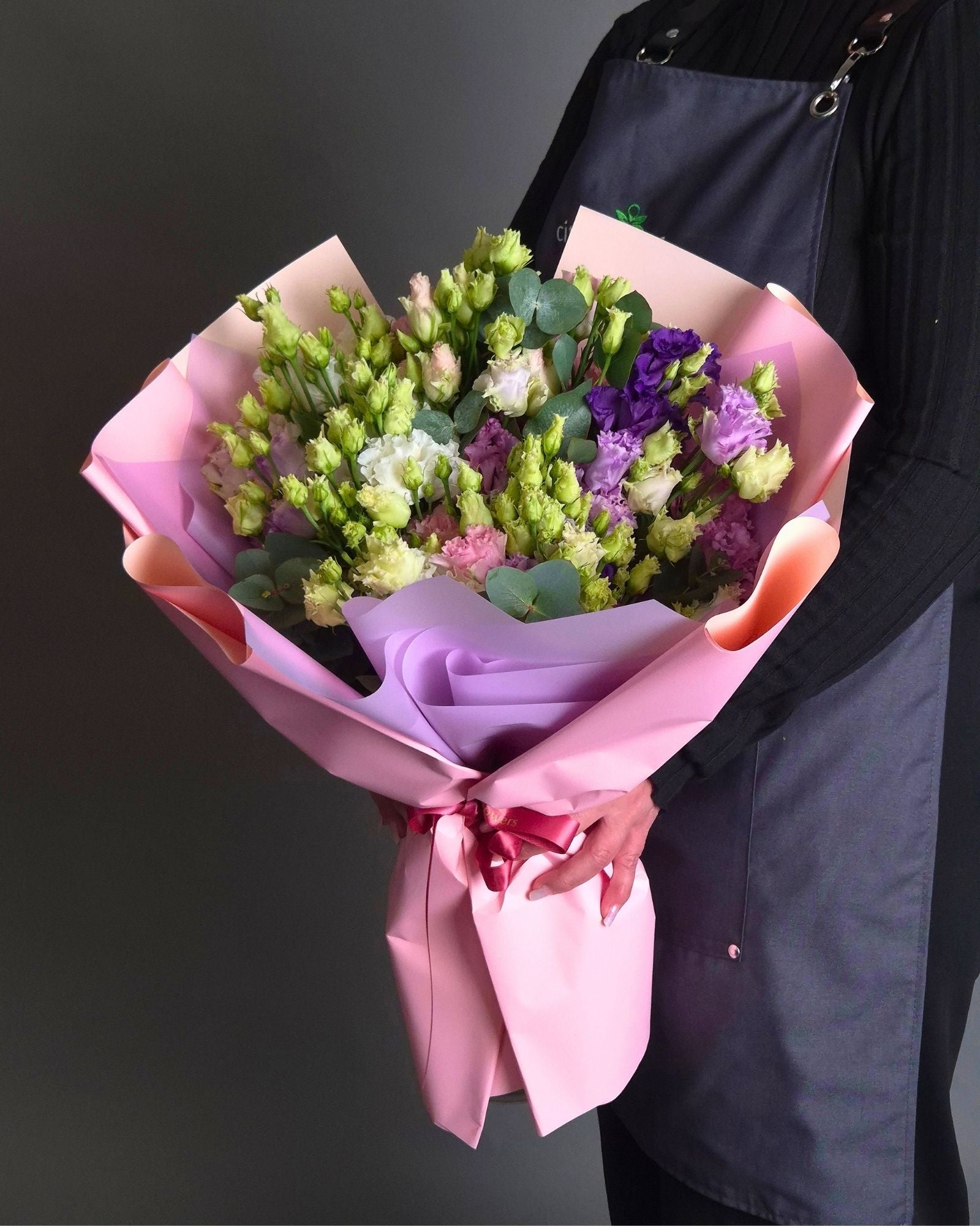 Buchet de Flori "Vibrant Symphony"