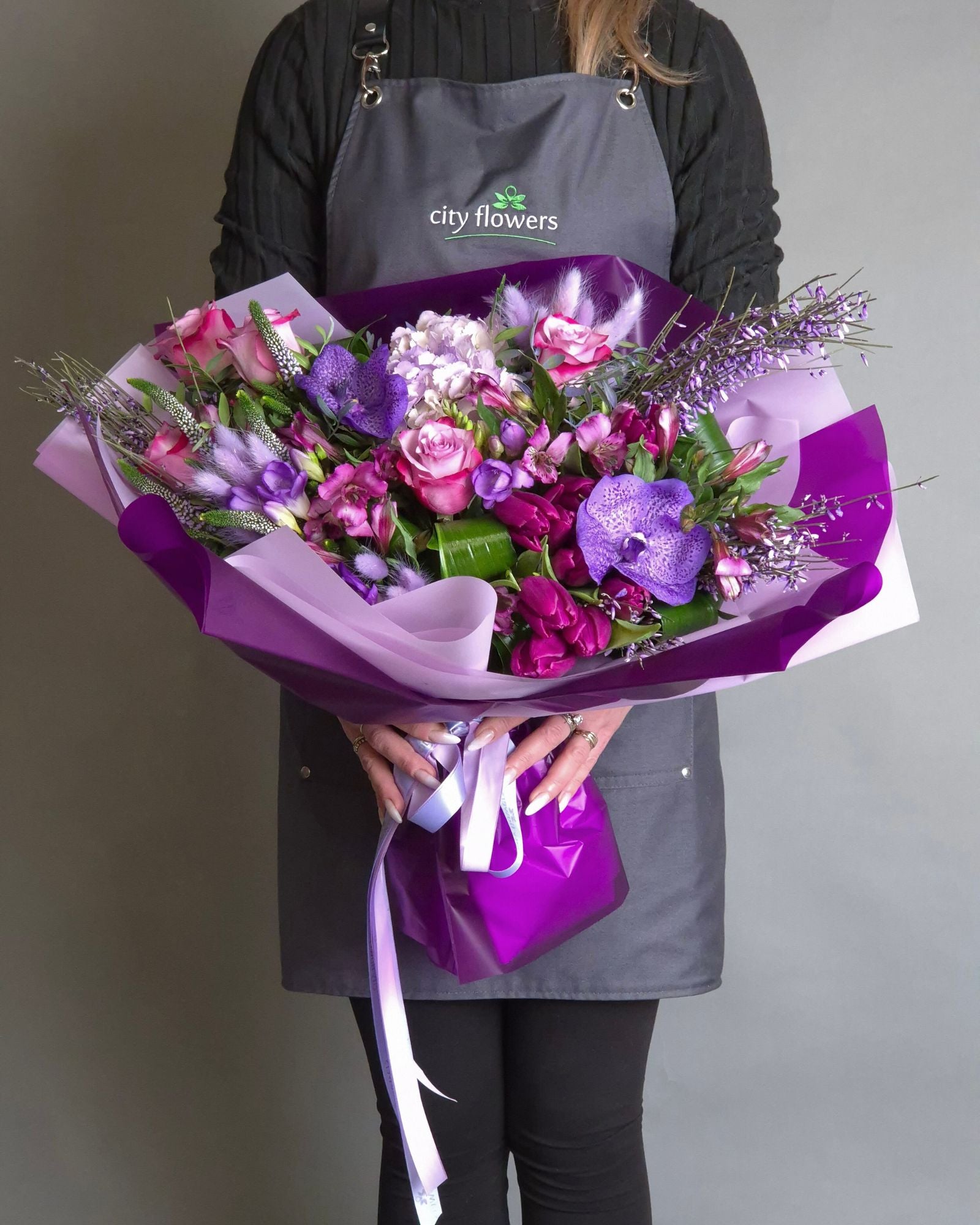 Buchet de Flori "Violet Vibrant"