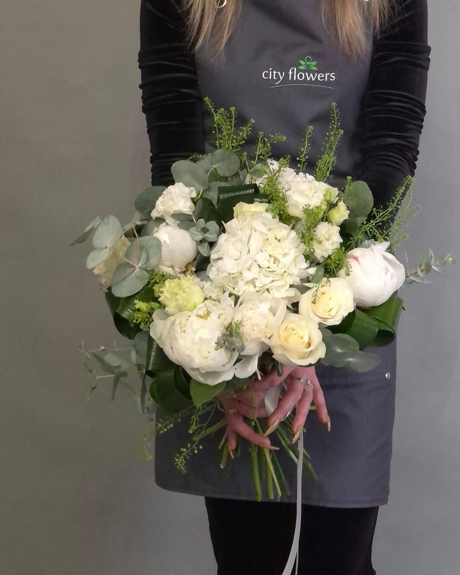 Buchet de Flori "White Symphony"