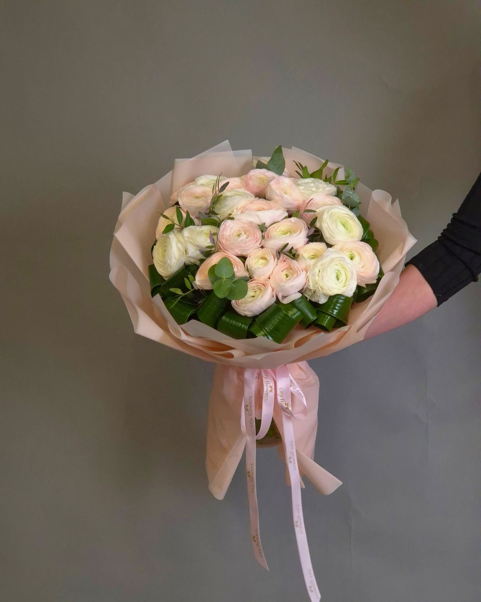 Buchet de flori 25 Ranunculus Hanoi