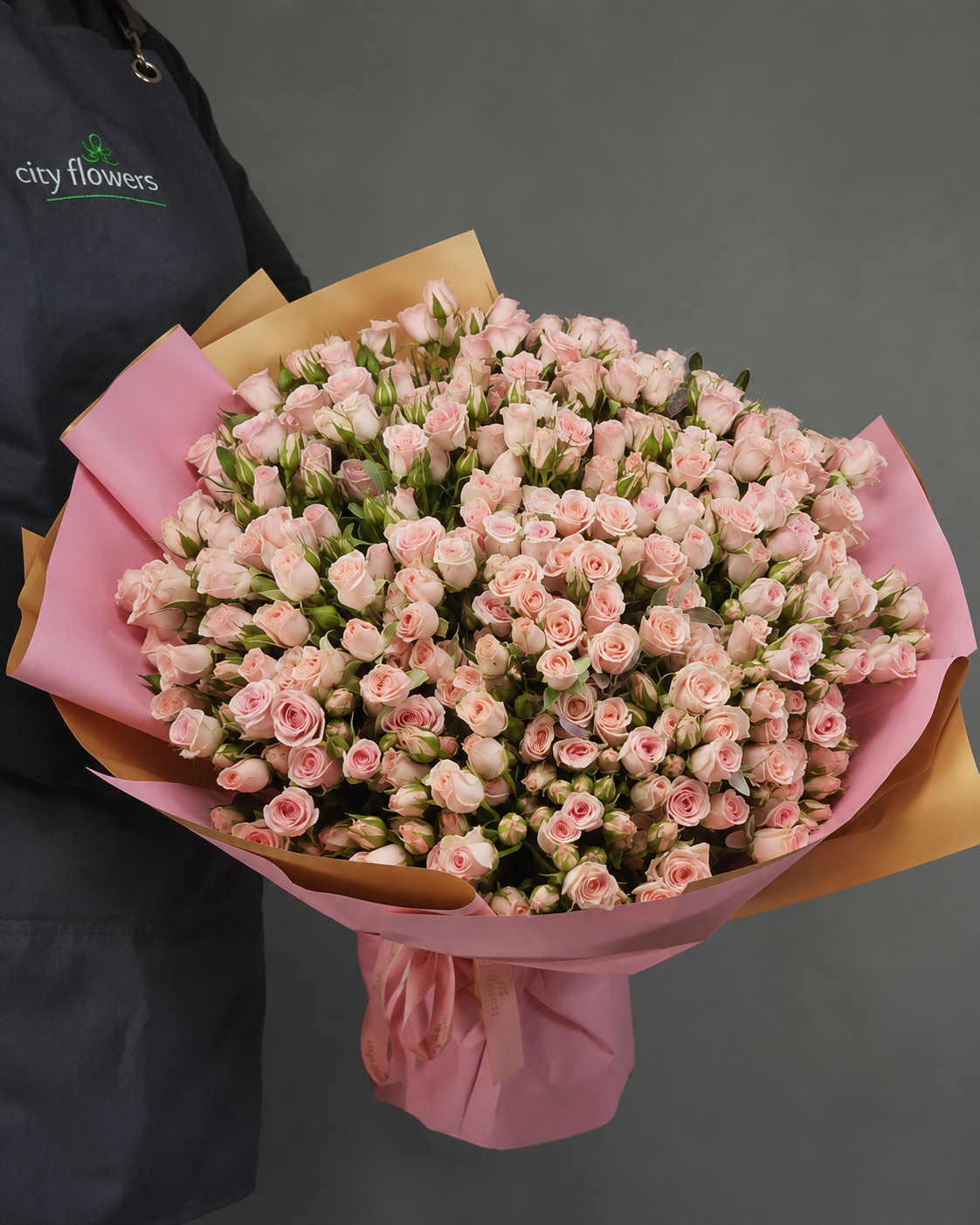 Buchet de Flori "Endless Love" – 51 Fire Minirosa Roz