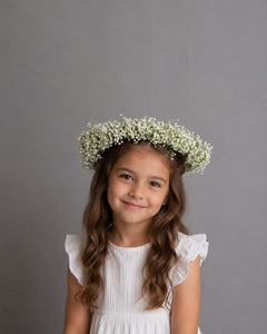 "Pure Innocence" Wreath – White Baby's Breath
